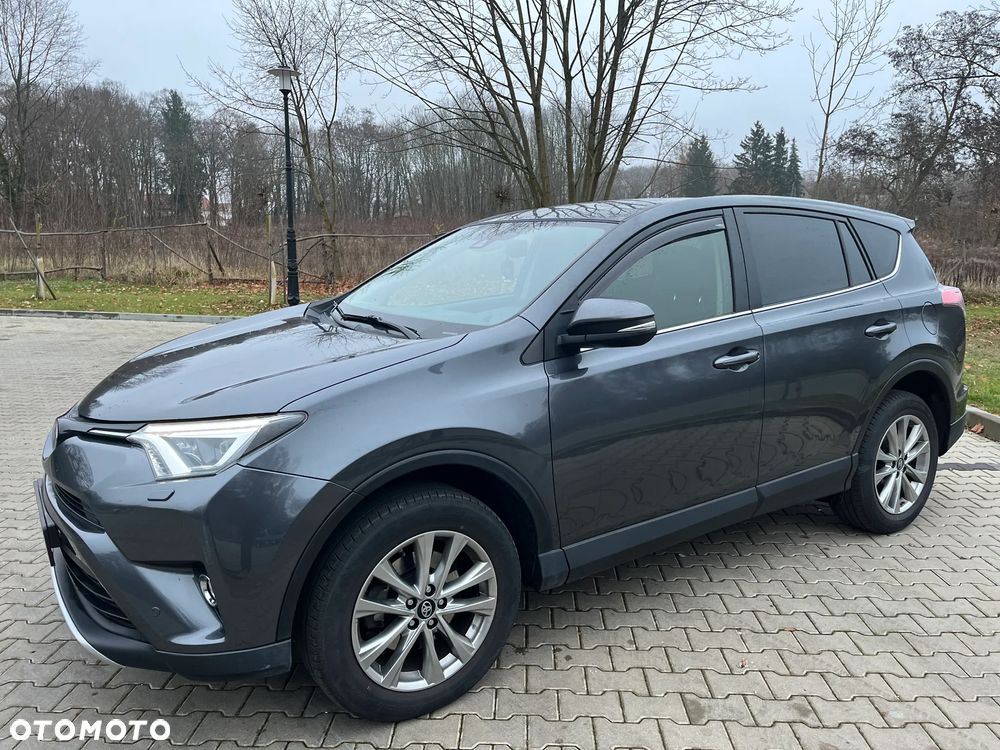 Toyota RAV4 - 5