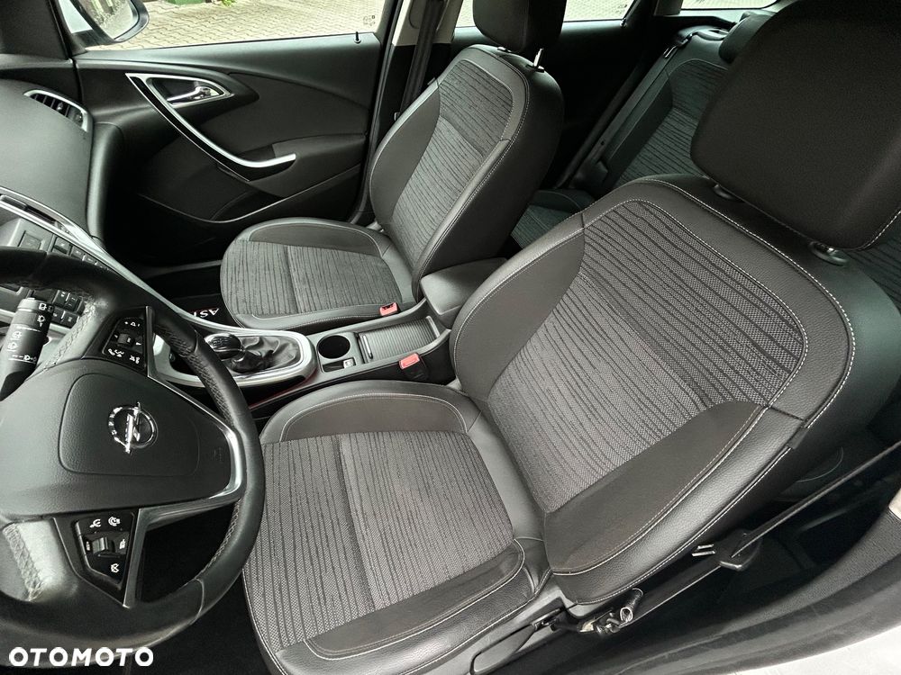 Opel Astra 1.4 Turbo Style - 19