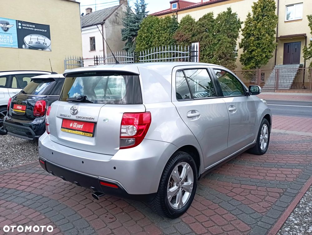 Toyota Urban Cruiser 1.33 Sol - 4