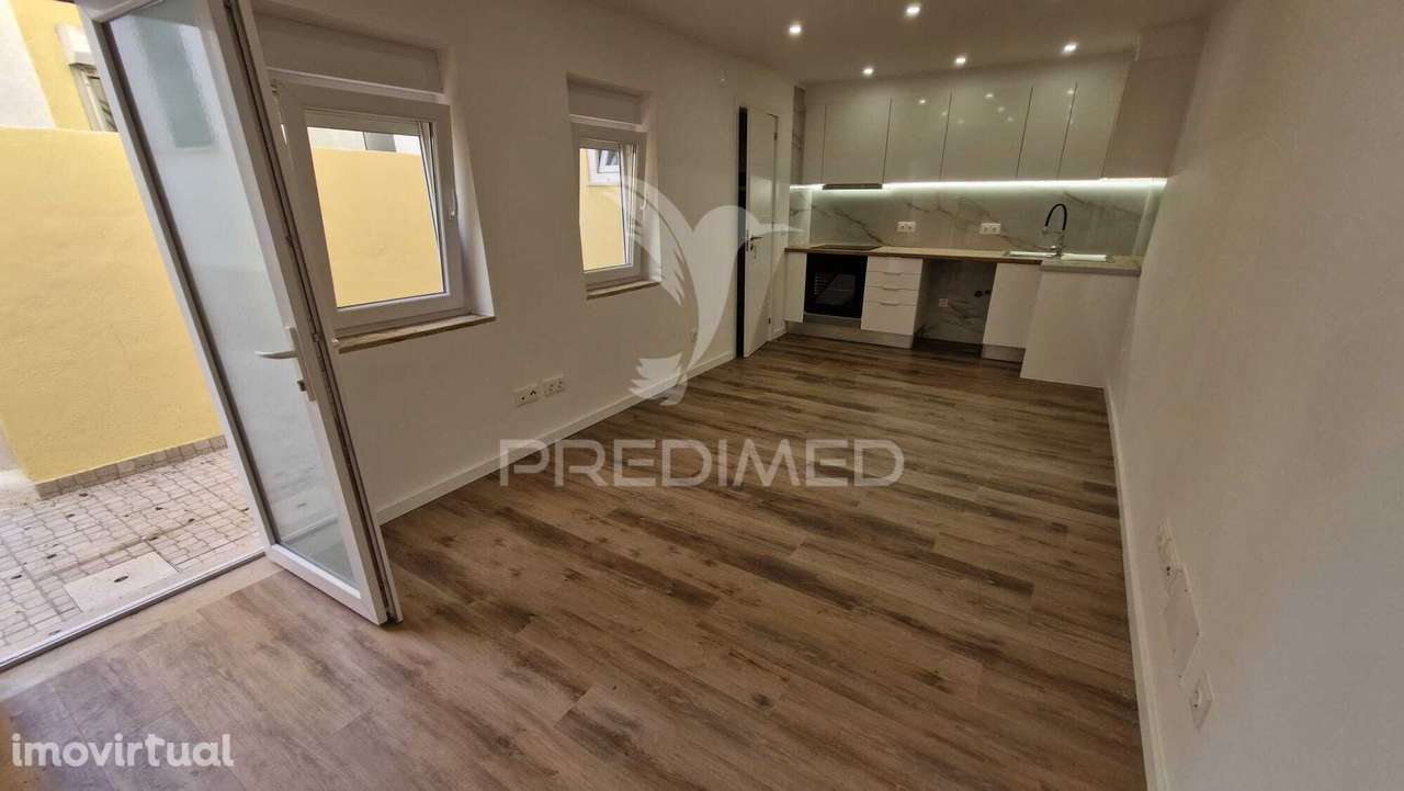 Moradia T1 totalmente remodelada e equipada para arrendamento - Grande imagem: 2/17