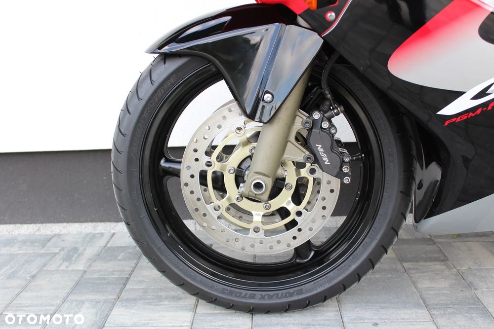 Honda CBR - 15