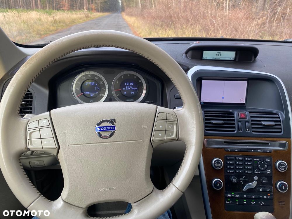 Volvo XC 60 T6 AWD RDesign - 10