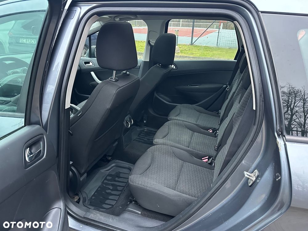 Peugeot 308 HDi FAP 110 Family - 7