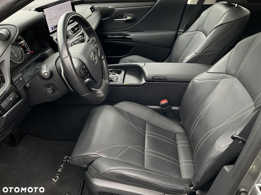 Lexus ES 300h Prestige - 21