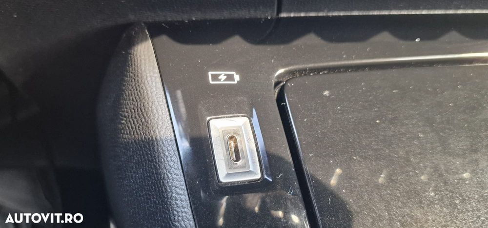 Peugeot 2008 1.2 L PureTech STT EAT8 GT Line - 35