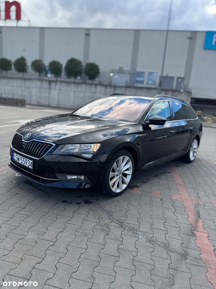 Skoda Superb 1.6 TDI GreenLine - 6