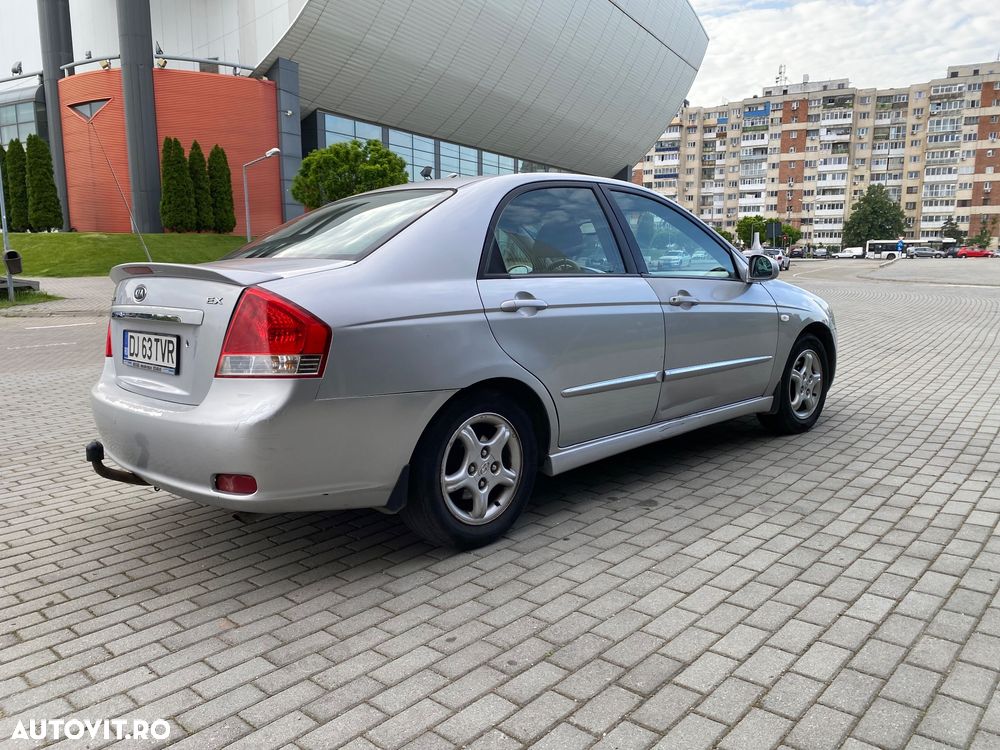Kia Cerato 1.6 CRDI EX Classic - 4