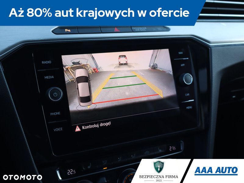 Volkswagen Passat - 21