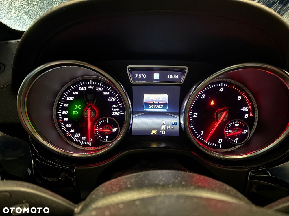 Mercedes-Benz GLE 350 d 4-Matic - 37