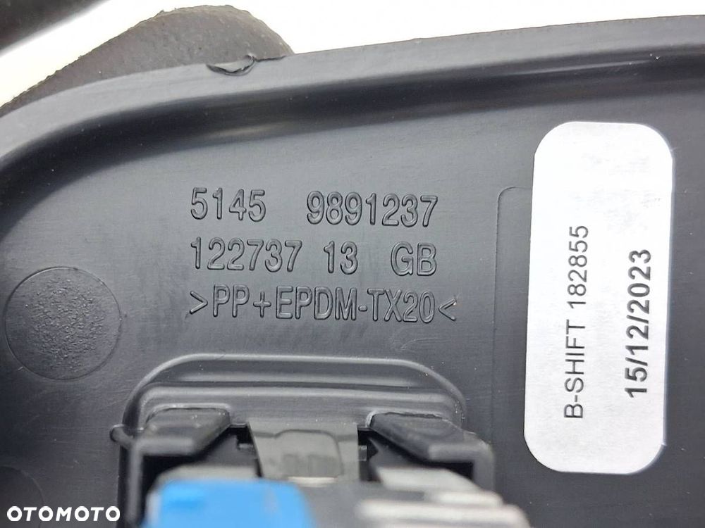 GNIAZDO USB TYPU C ŁADOWARKA DEKOR OSŁONA MINI COOPER S F56 5A84161 9891237 - 3