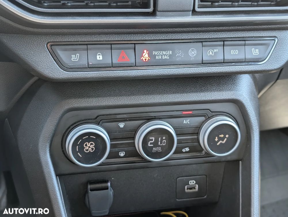 Dacia Logan TCe 90 MT6 Prestige+ - 8