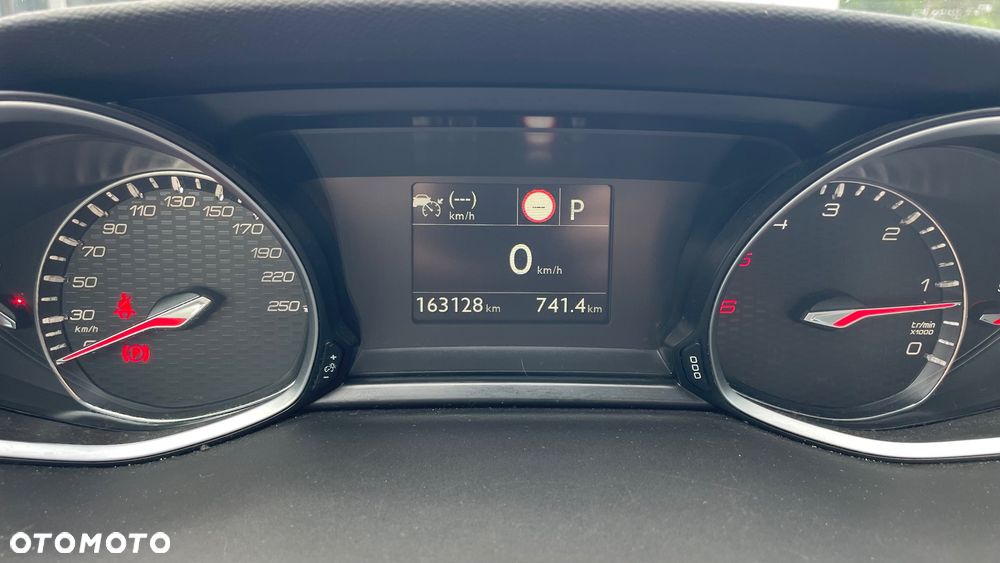 Peugeot 308 - 32
