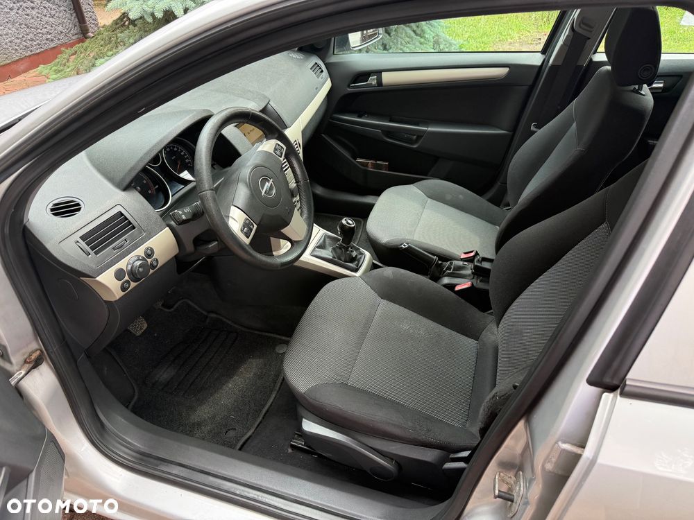 Opel Astra 1.7 CDTI Cosmo - 7