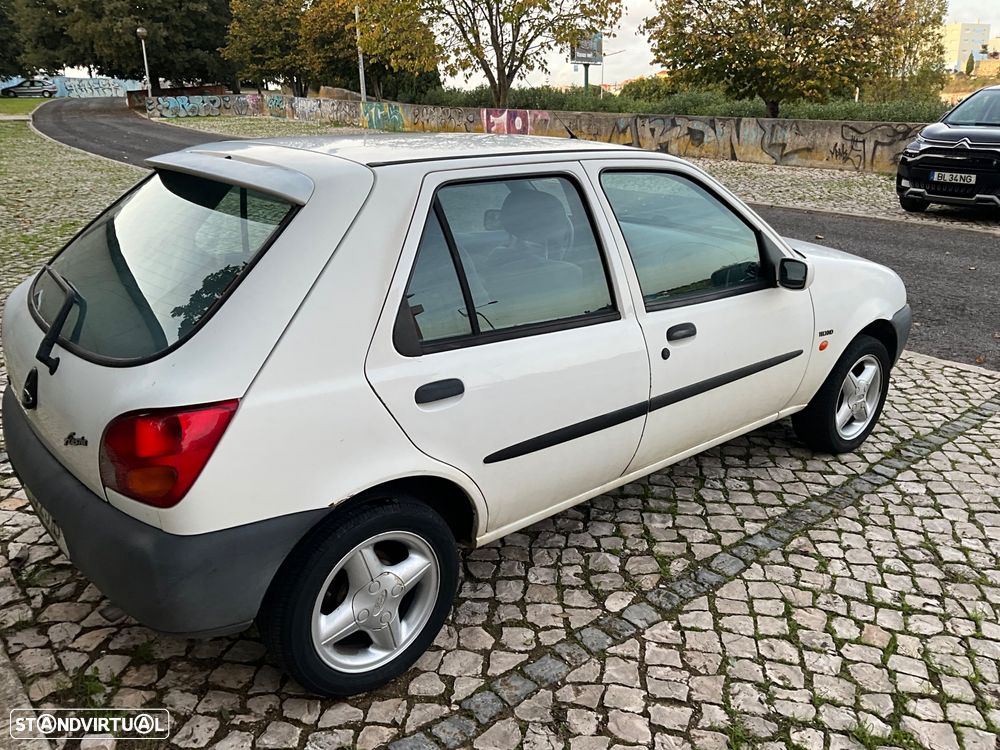 Ford Fiesta - 5