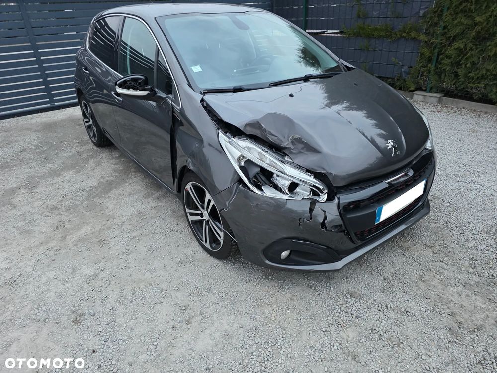 Peugeot 208 1.2 PureTech Allure S&S EAT6 - 5