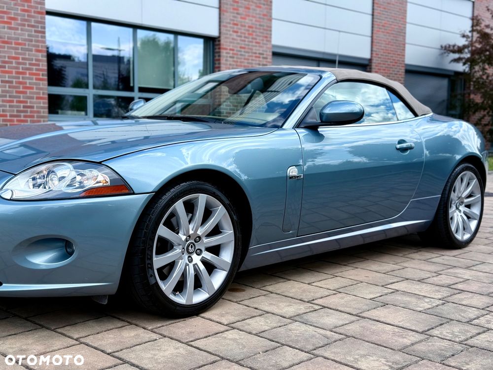 Jaguar XK - 35