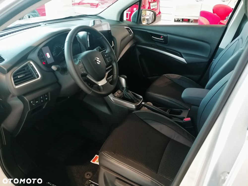 Suzuki S-Cross 1.4 BoosterJet mHEV Elegance SP 4WD - 8