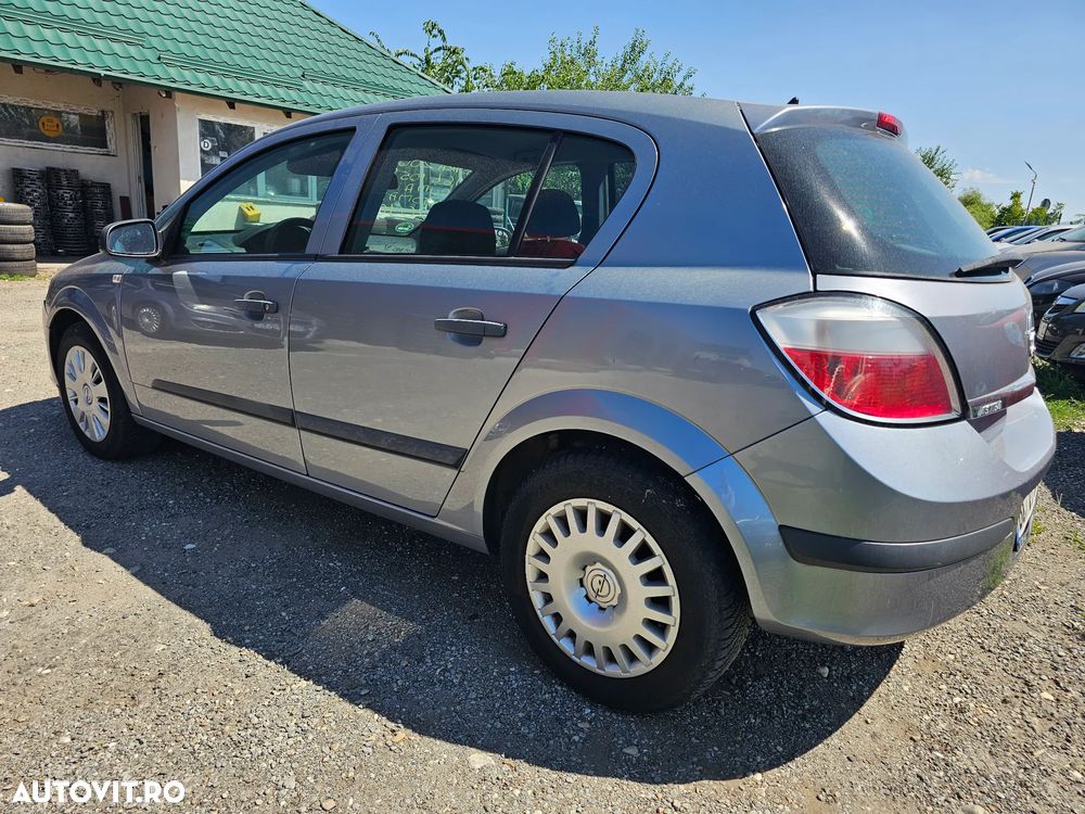 Opel Astra - 4