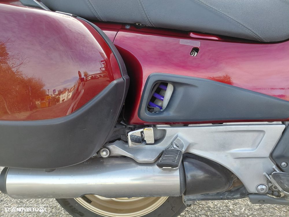 Honda Pan European ST1100 - 6