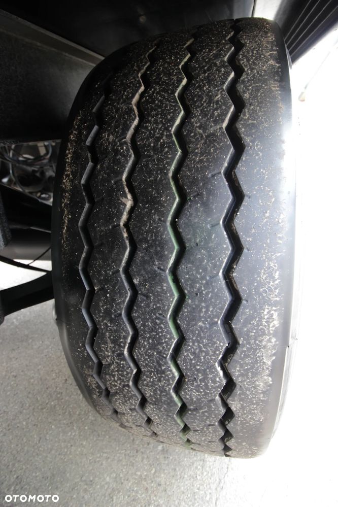 Schmitz Cargobull FP 60 V7 Thermo King SLXi 300 / JAK NOWA / ŚCIANA 7 CM / - 23