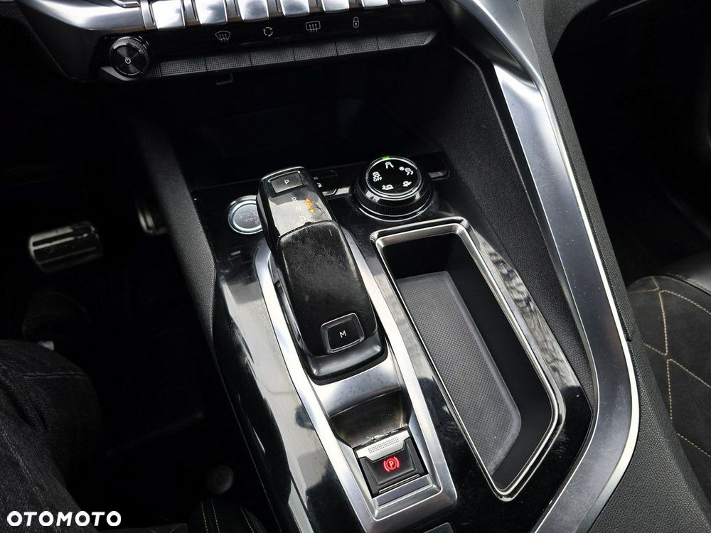 Peugeot 3008 2.0 BlueHDi GT S&S EAT8 - 31