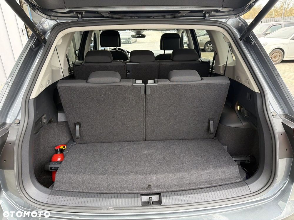 Volkswagen Tiguan Allspace - 20