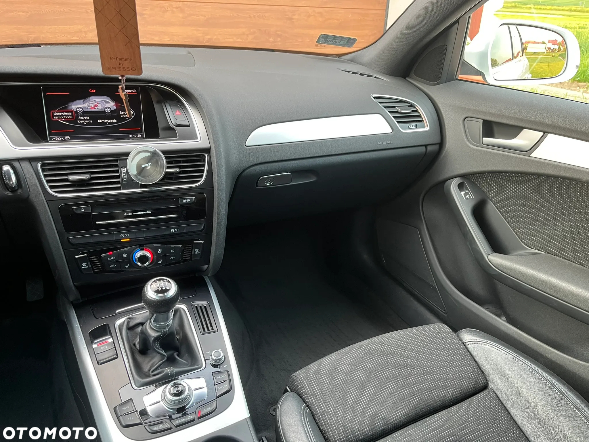 Audi A4 2.0 TDI - 32