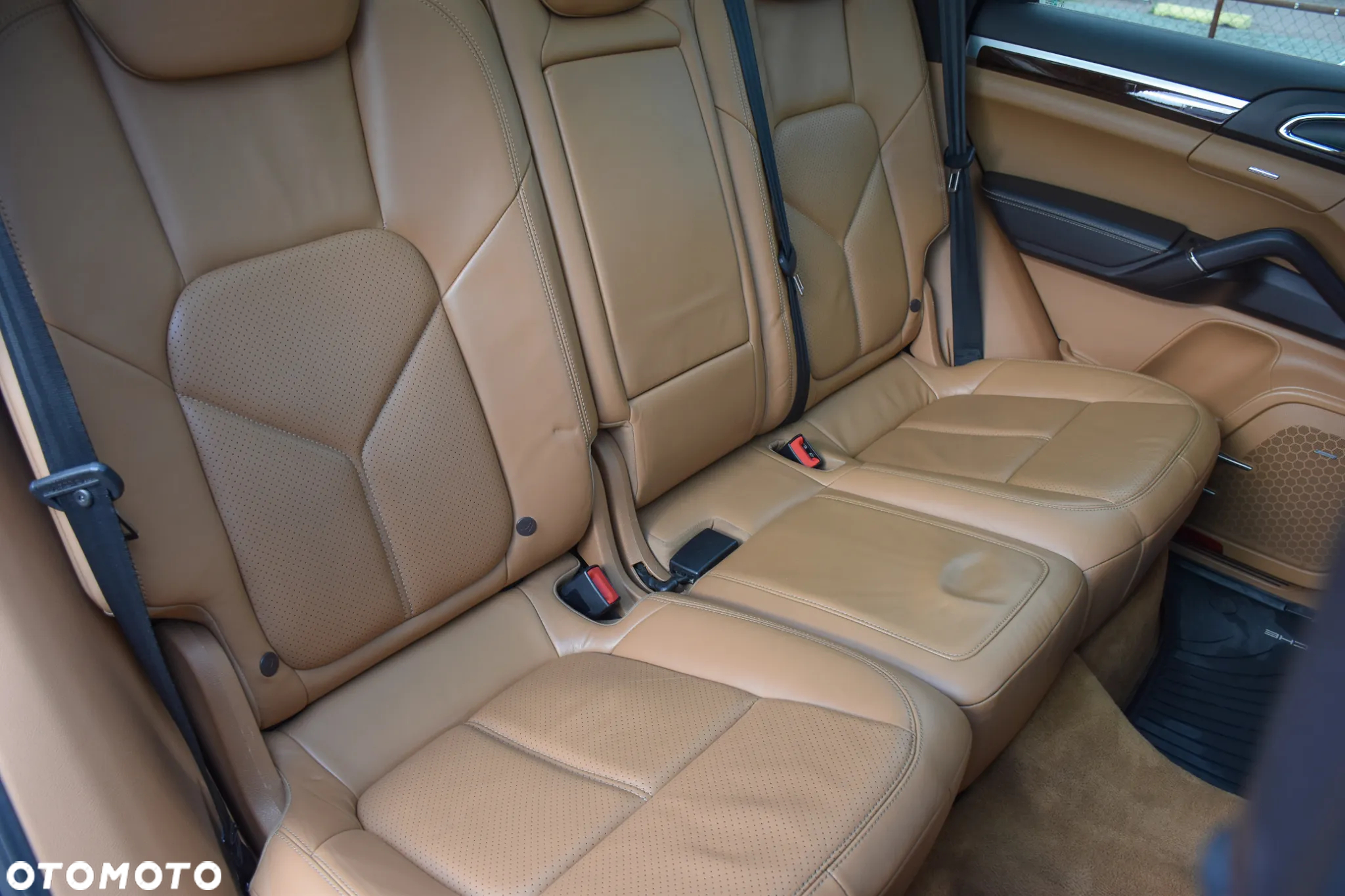 Porsche Cayenne Diesel Platinum Edition - 35
