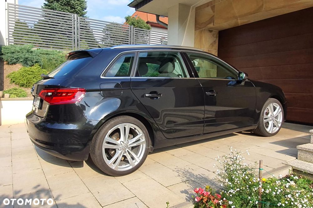 Audi A3 Sportback 1.6 TDI Ambition - 1