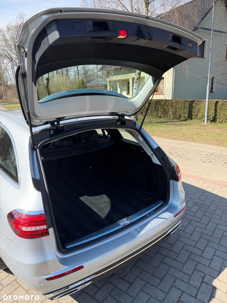 Mercedes-Benz Klasa E 220 d 9G-TRONIC Avantgarde - 5