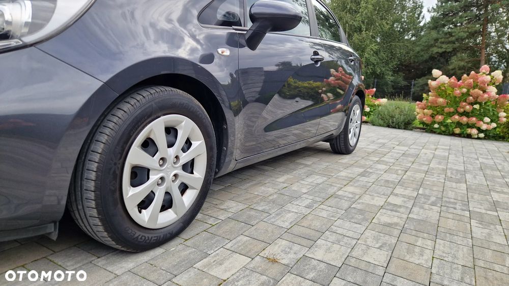 Kia Rio - 16