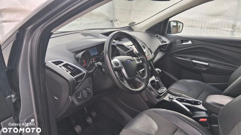 Ford Kuga 2.0 TDCi 4x4 Individual - 12