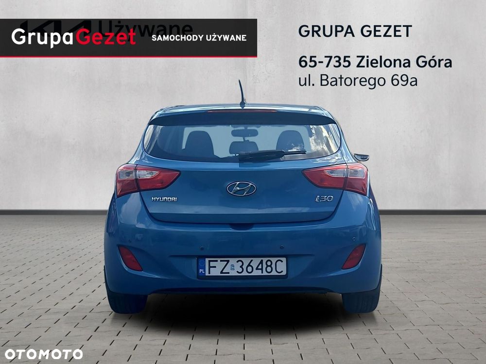 Hyundai i30 1.6 Classic + - 4