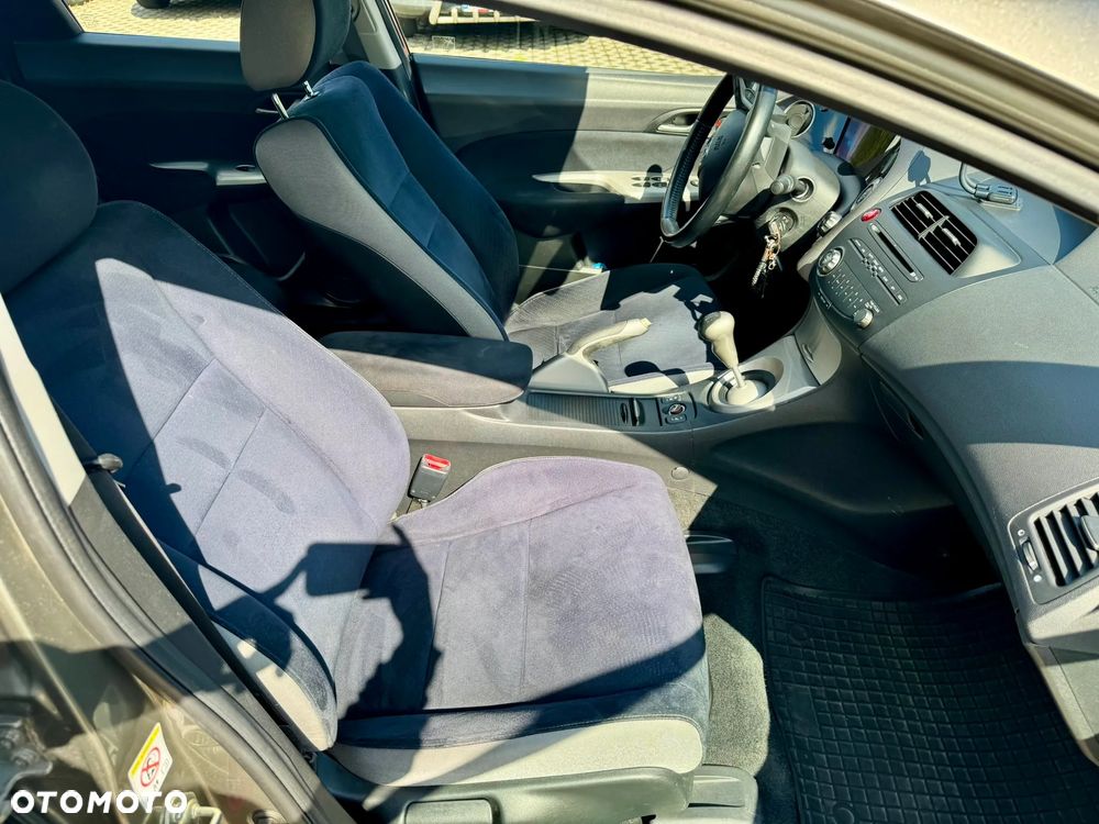Honda Civic 1.8i-VTEC Sport - 15