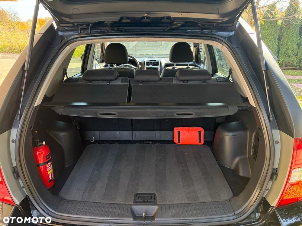 Kia Sportage 2.0 Tour - 29