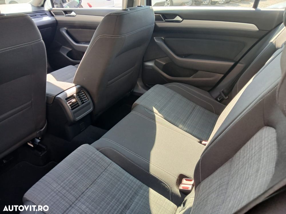 Volkswagen Passat 1.5 TSI ACT DSG Comfortline - 7