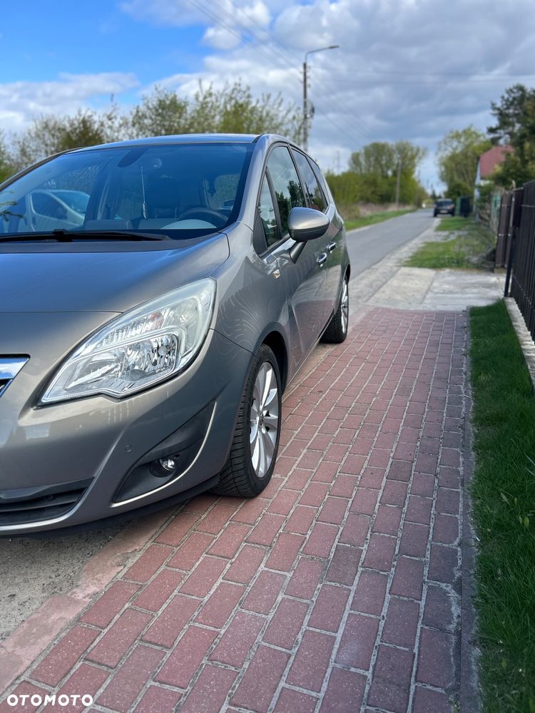 Opel Meriva 1.4 T Cosmo - 4