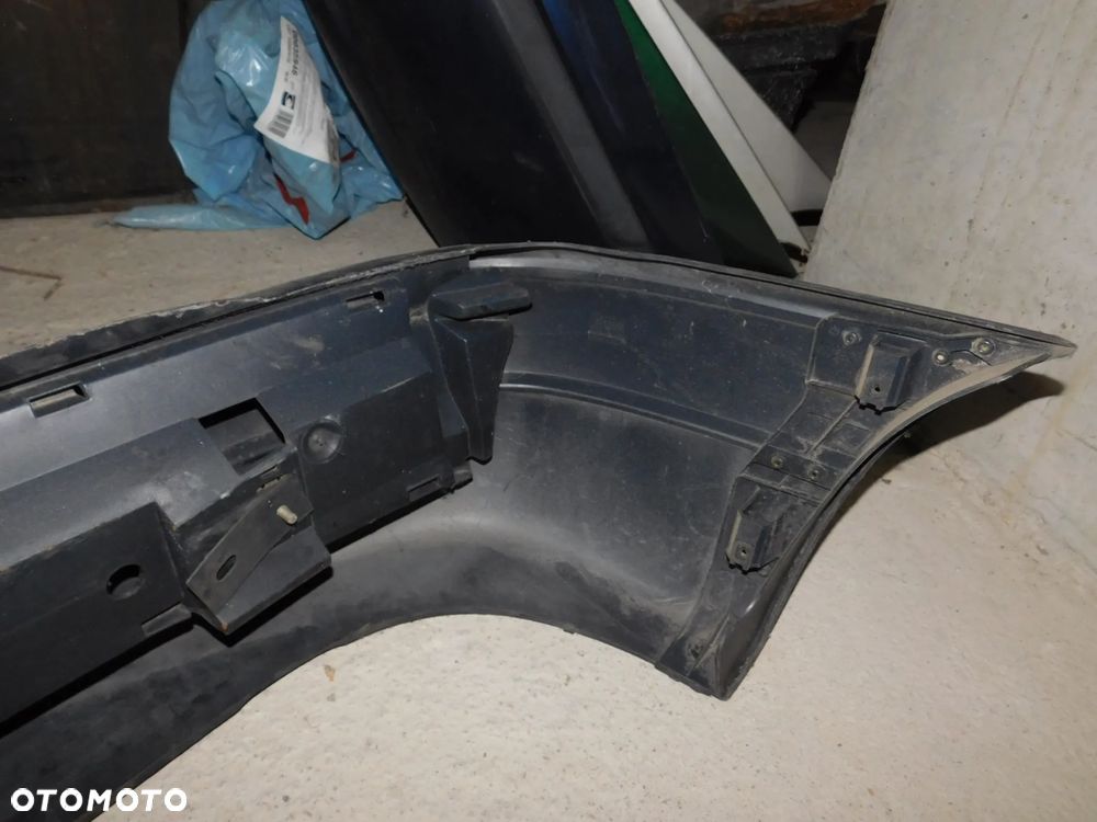 zderzak tył tylny OPEL ASTRA I F HB - 6