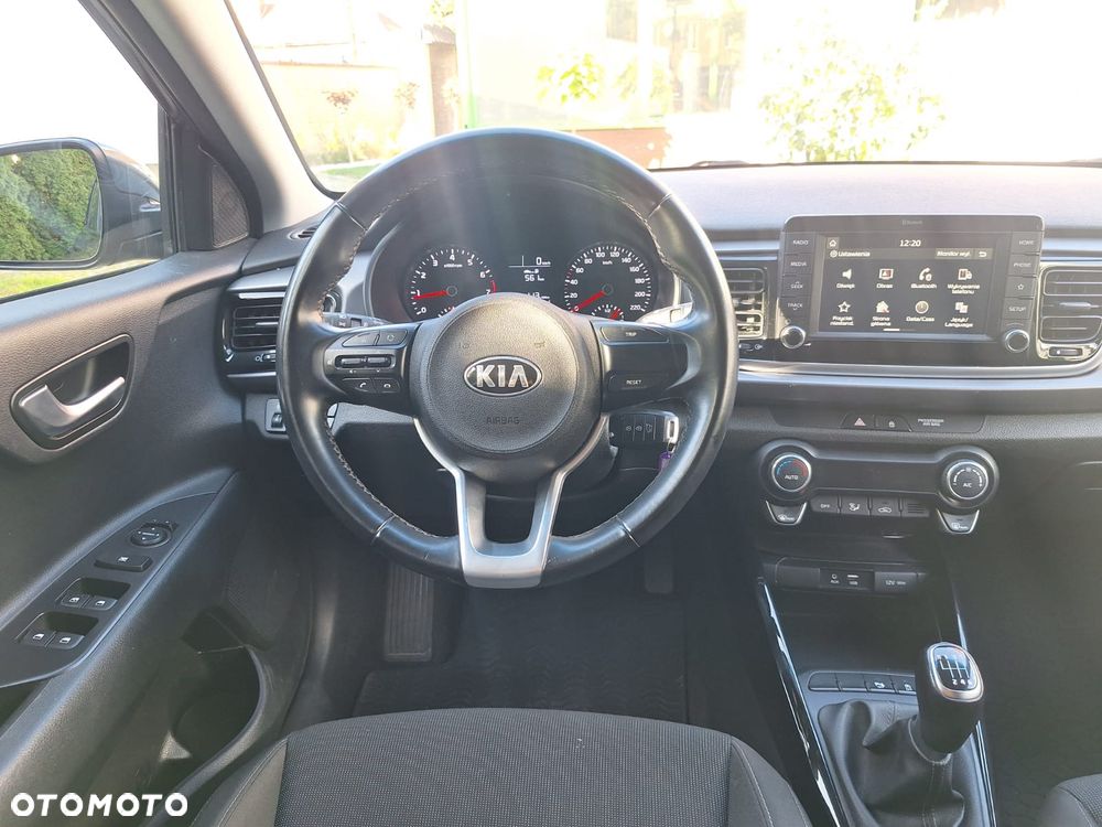 Kia Rio - 9