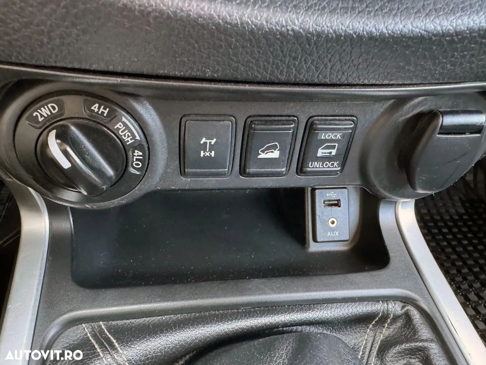 Nissan Navara - 25