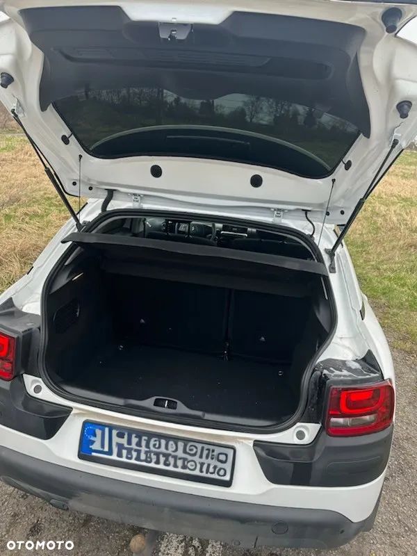 Citroën C4 Cactus - 16