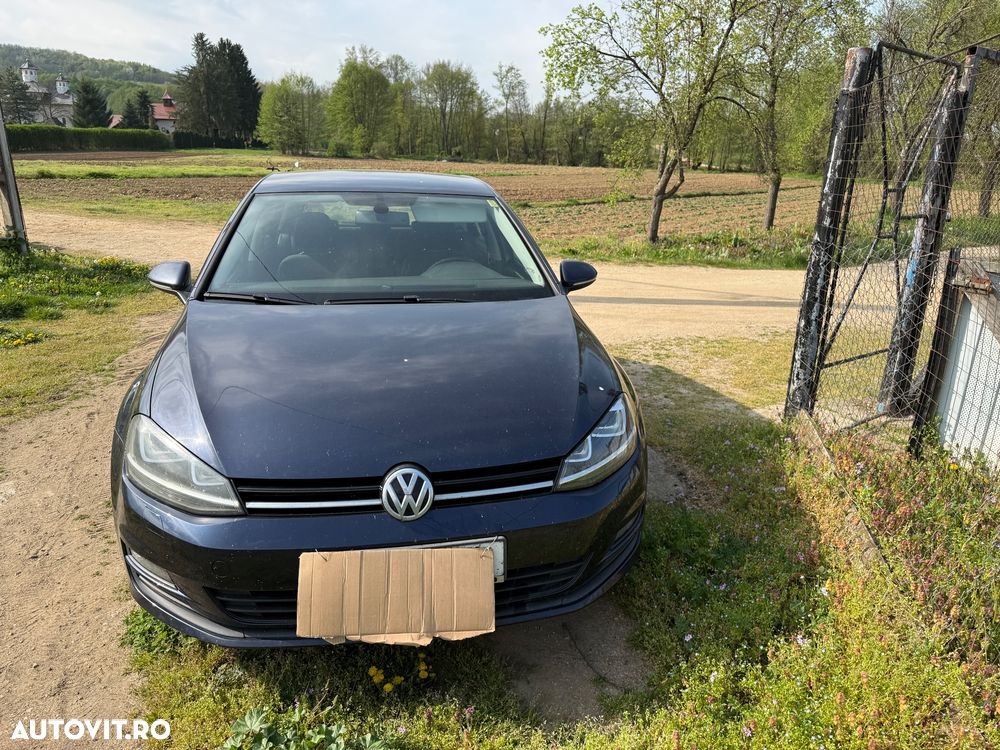 Volkswagen Golf 1.6 TDI DPF DSG BlueMotion Technology Comfortline - 1