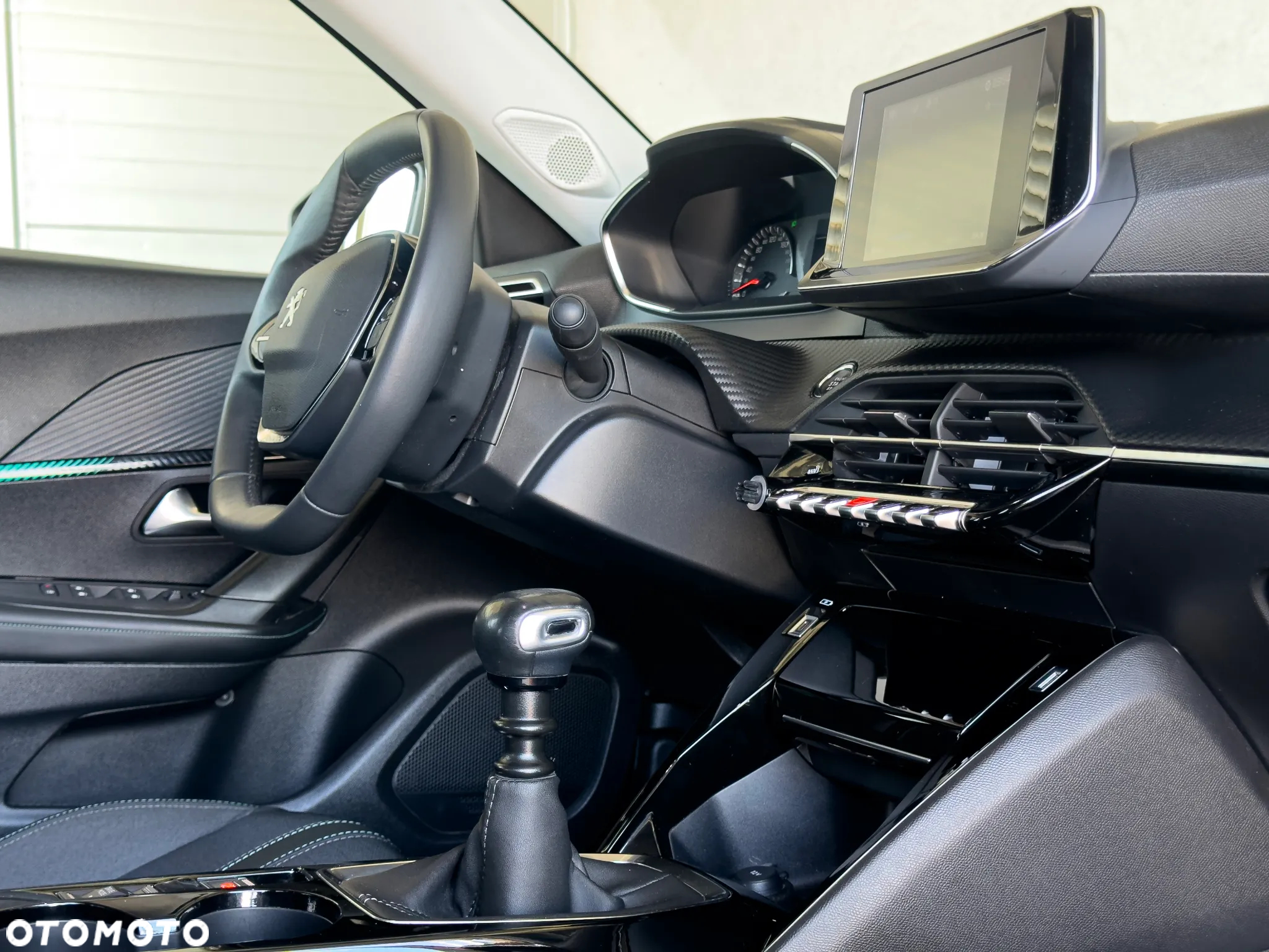 Peugeot 2008 1.2 PureTech Allure Pack S&S - 14