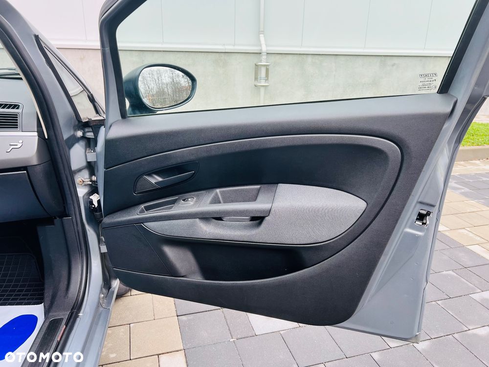 Fiat Grande Punto 1.4 8V - 30