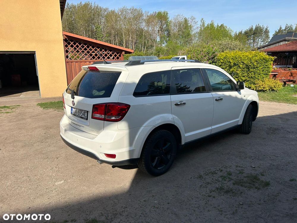 Fiat Freemont 2.0 Multijet 16V DPF Automatik Allrad Lounge - 3