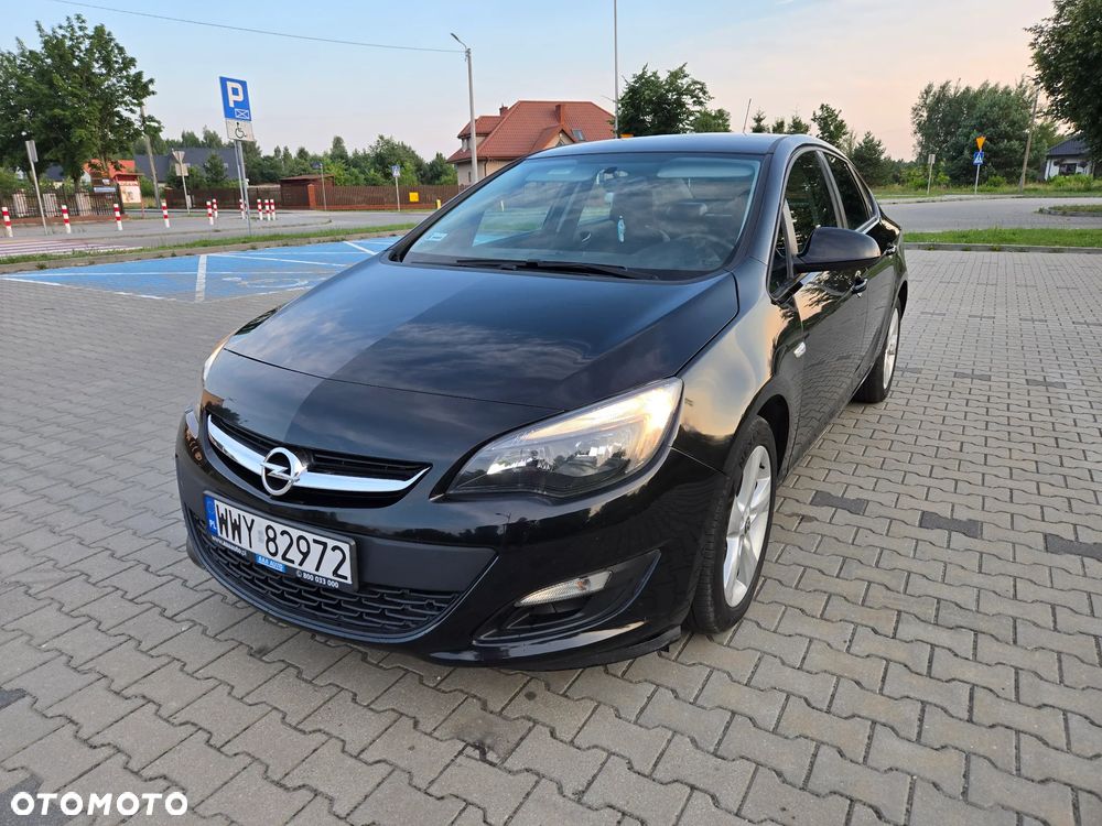 Opel Astra - 2