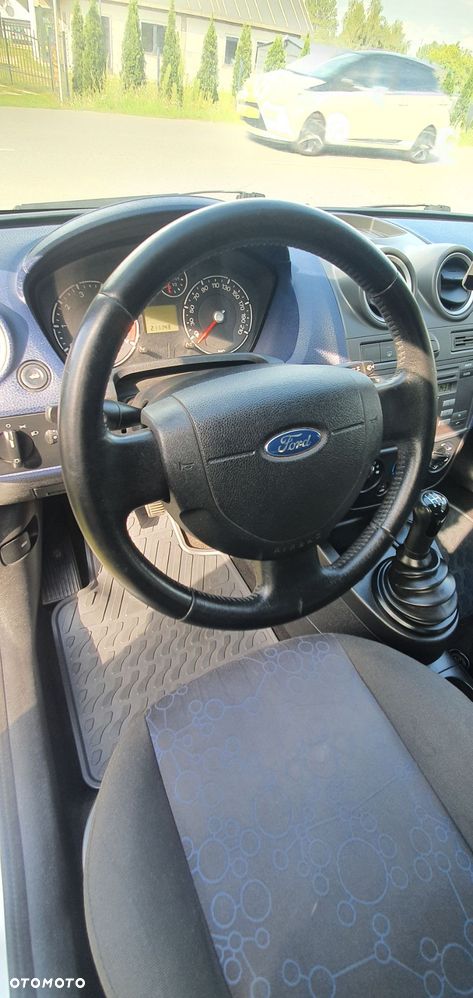 Ford Fiesta 1.25 - 17