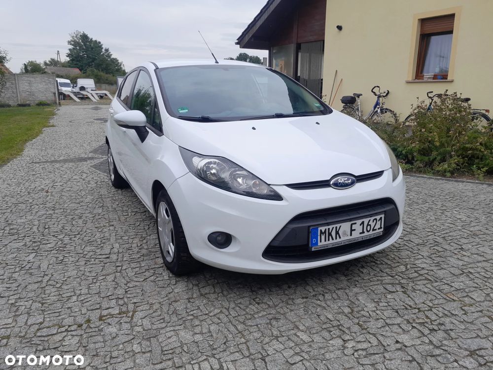 Ford Fiesta 1.25 Celebration - 6