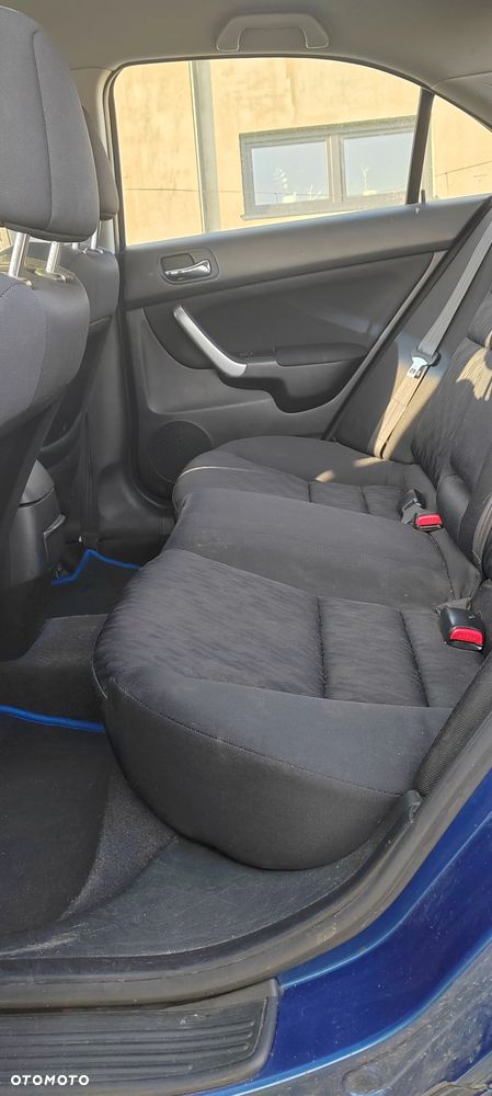 Honda Accord 2.0 Comfort - 11