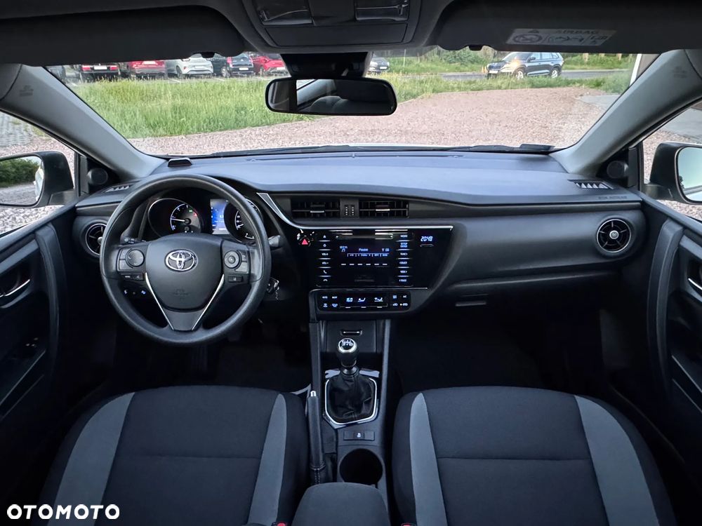 Toyota Auris 1.4 D-4D Premium - 9